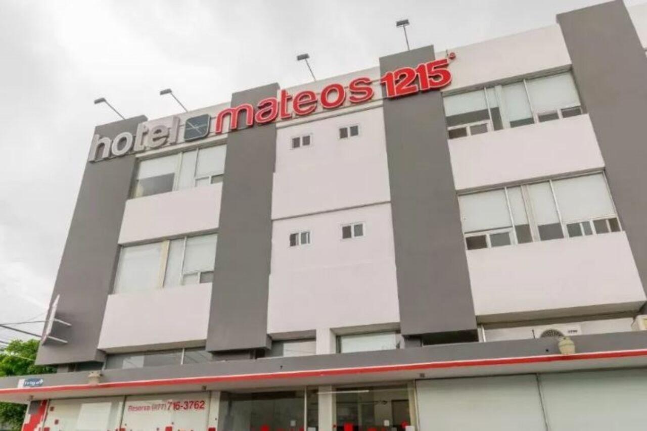 Hotel Mateos 1215 León Buitenkant foto